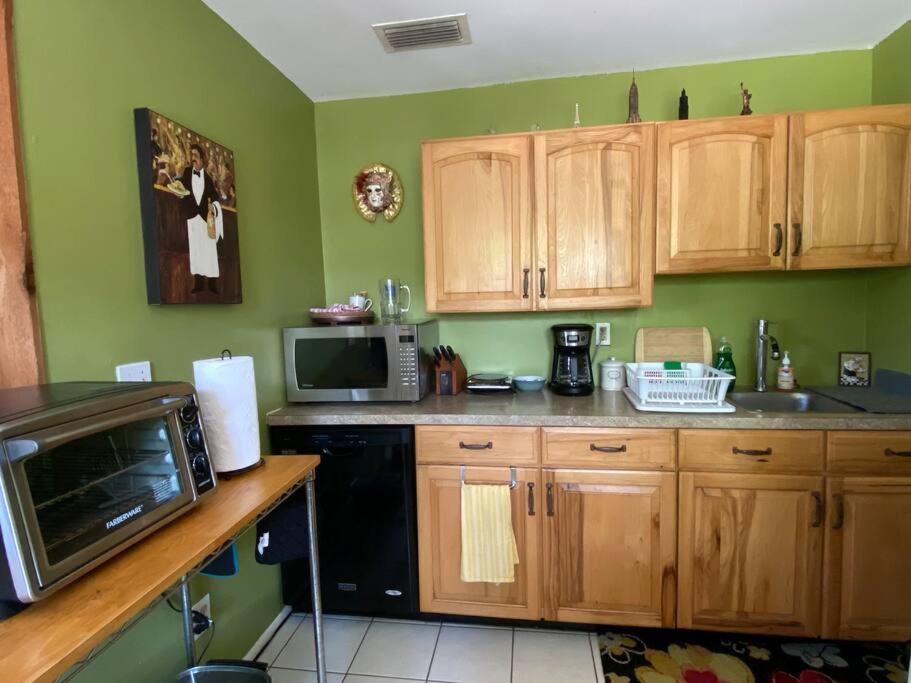 One Bed Suite Near Beaches And Downtown サラソータ エクステリア 写真